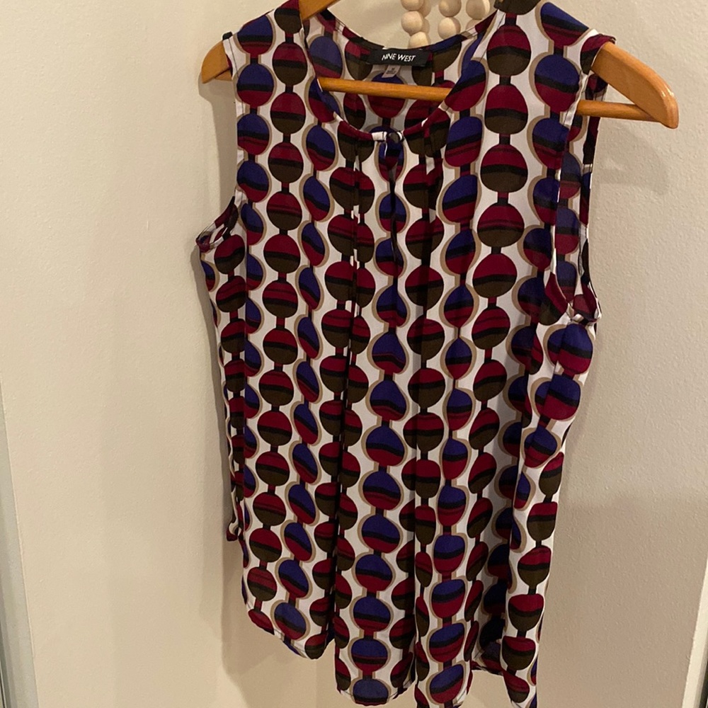 Nine West sleeveless top